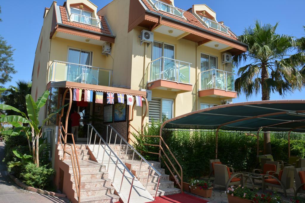 Yavuzhan Hotel Side Exterior photo